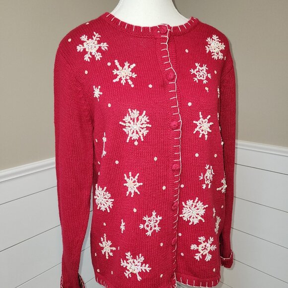 Upscale Red Snowflake Design Christmas Sweater -Size Large - Picture 2 of 7